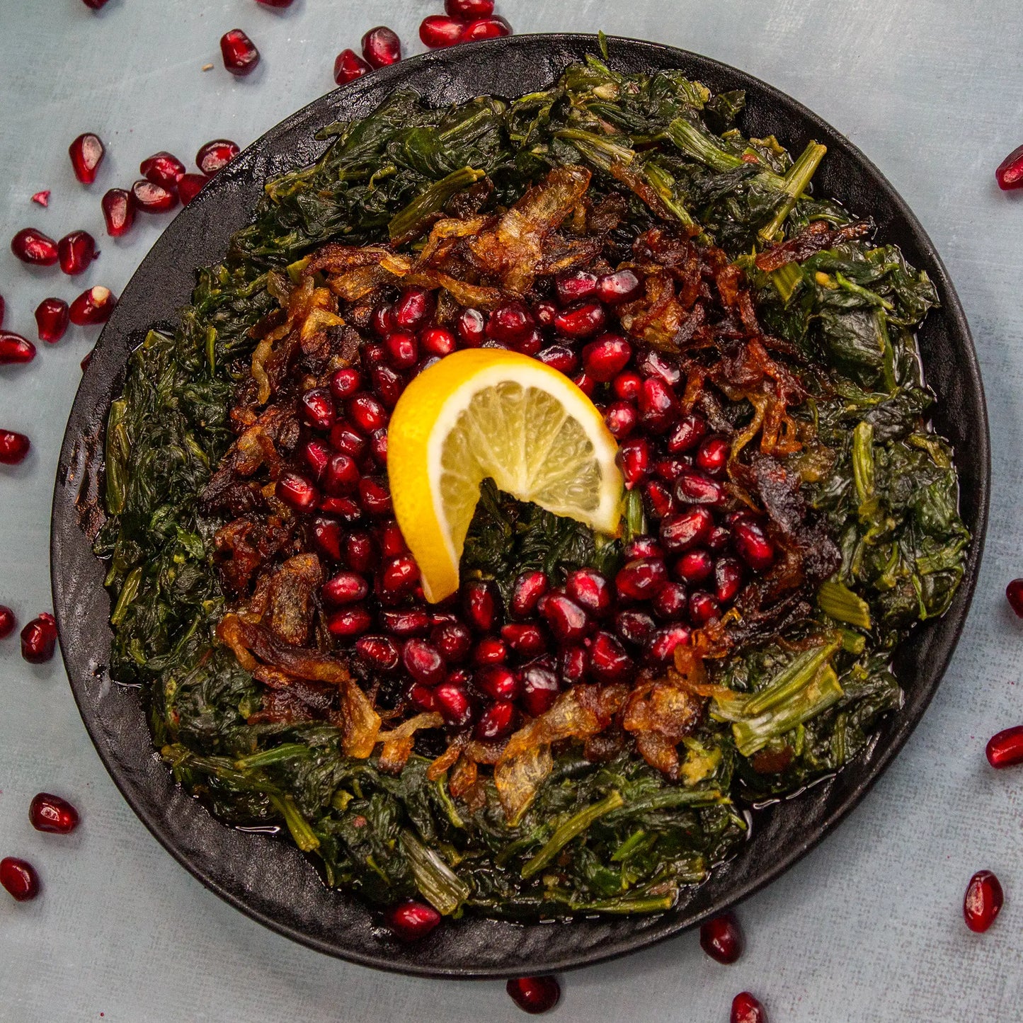 Syrischer Spinat mit Koriander und Granatapfelsirup