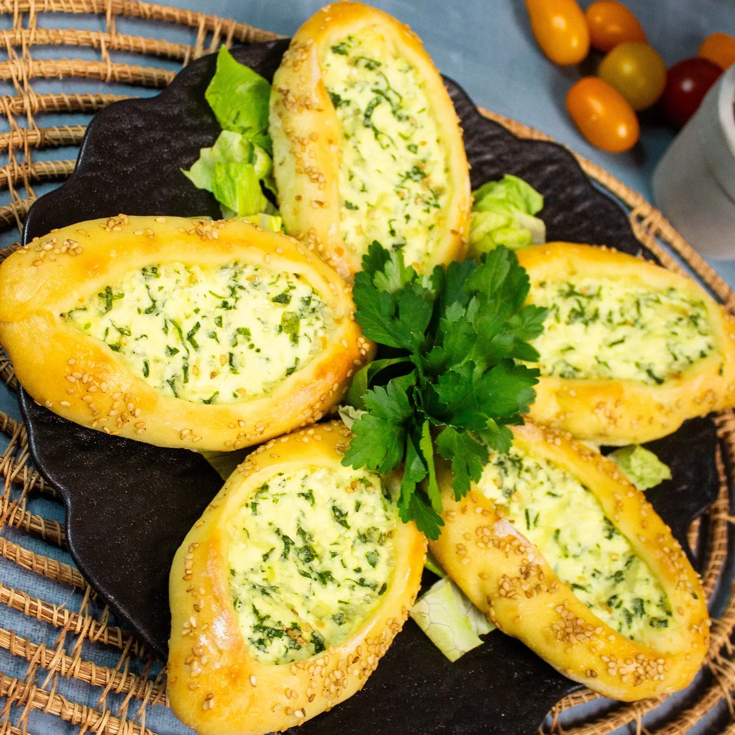 Käsefatayer – Orientalische Teigtaschen mit Käse