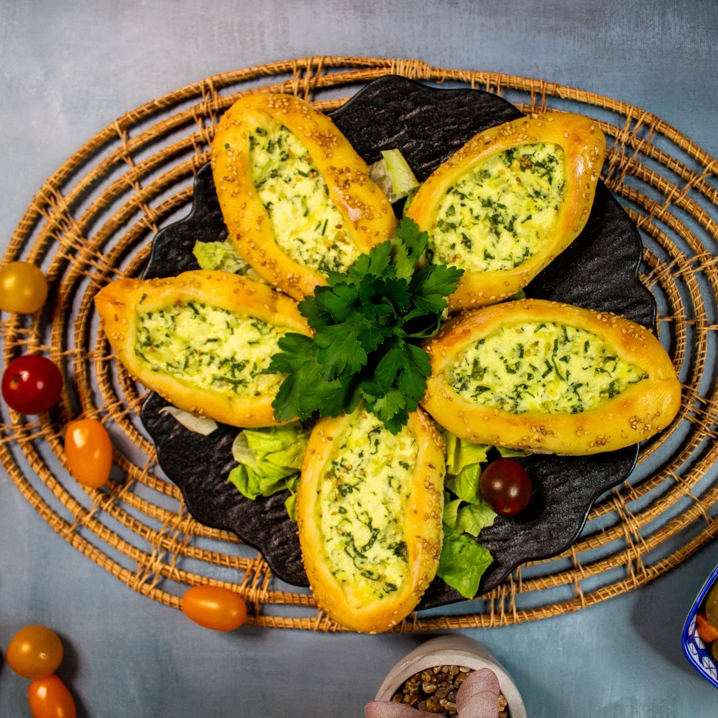 Käsefatayer – Orientalische Teigtaschen mit Käse