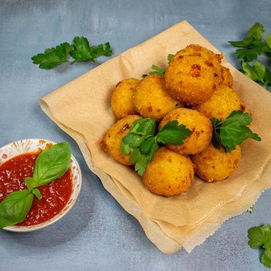 Kartoffelbällchen mit Kaschkawal-Käse