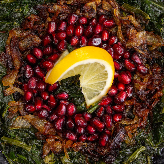 Syrischer Spinat mit Koriander und Granatapfelsirup