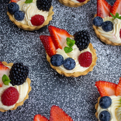 obsttarte, fruchttarte, dessert, kuchen, obstkuchen, catering, frische-fruechte, suessspeise