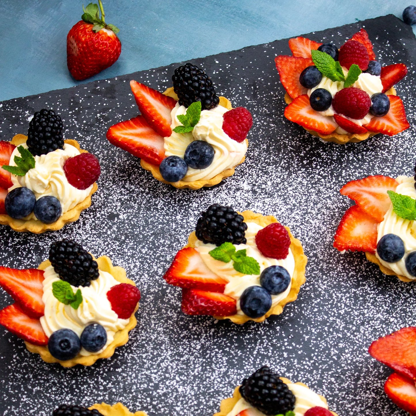 obsttarte, fruchttarte, dessert, kuchen, obstkuchen, catering, frische-fruechte, suessspeise