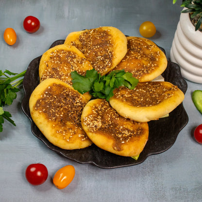 Zaatar-Fatayer (Orientalische Teigtaschen mit Zaatar)